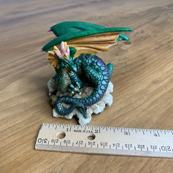 1997 WU Twin Dragon Figurine Hatching From Egg & 1998 WUI Dragon on Rock Resin - Picture 15 of 16
